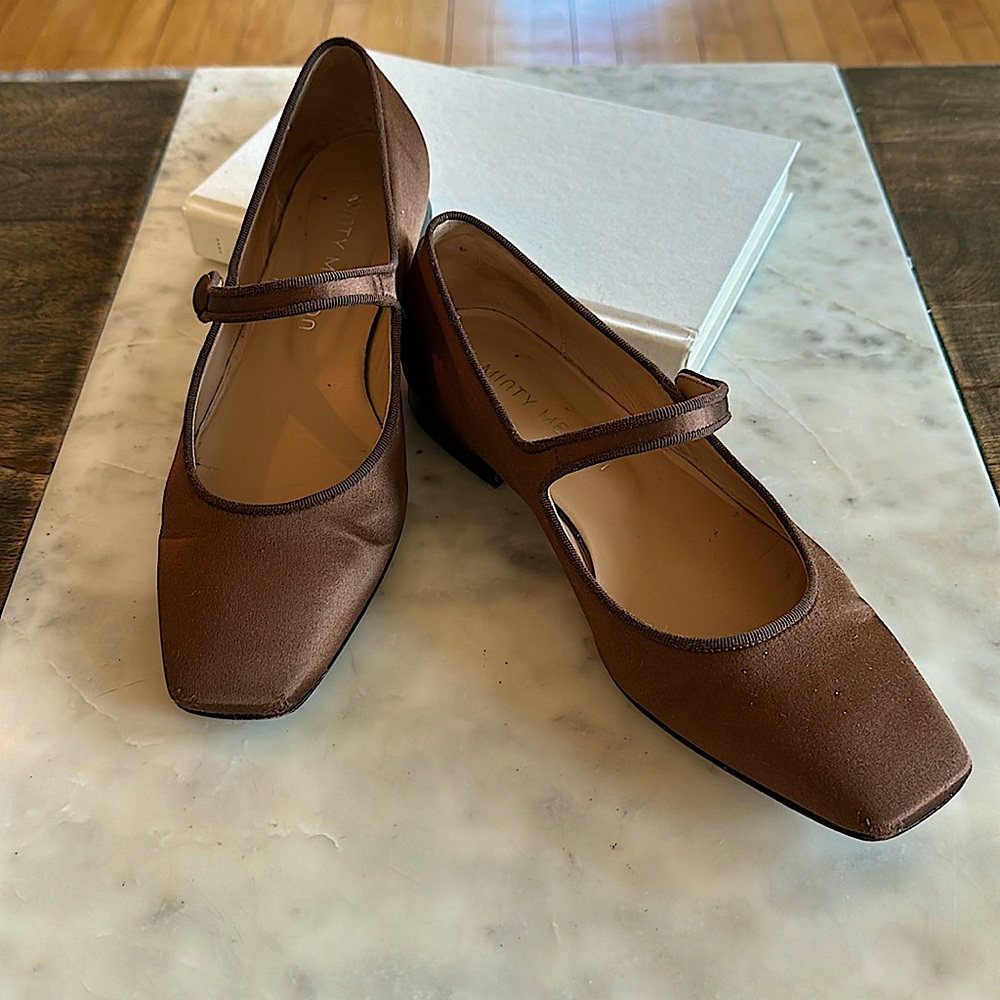 MINTY MELLON SATIN MARY JANE SHOES.